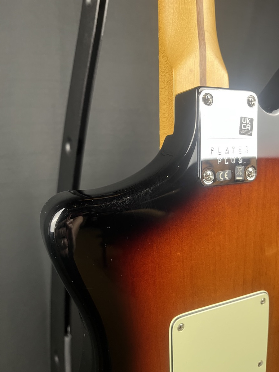 Fender USED Fender 2022 Player Plus Meteora 3 Tone Sunburst w/Bag - Used