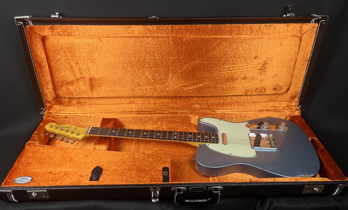 Fender Custom Shop USED Fender 2015 Custom Shop '63 Telecaster Relic Ice Blue Metallic w/OHSC - Used