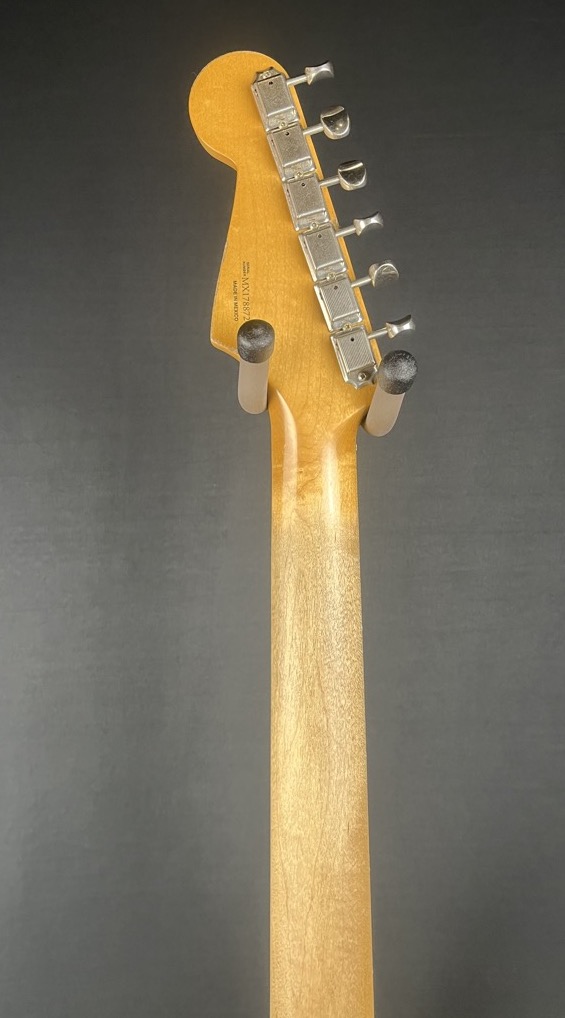 Fender USED Fender 2017  Road Worn '60s Stratocaster w/Case - CONSIGNMENT - Used