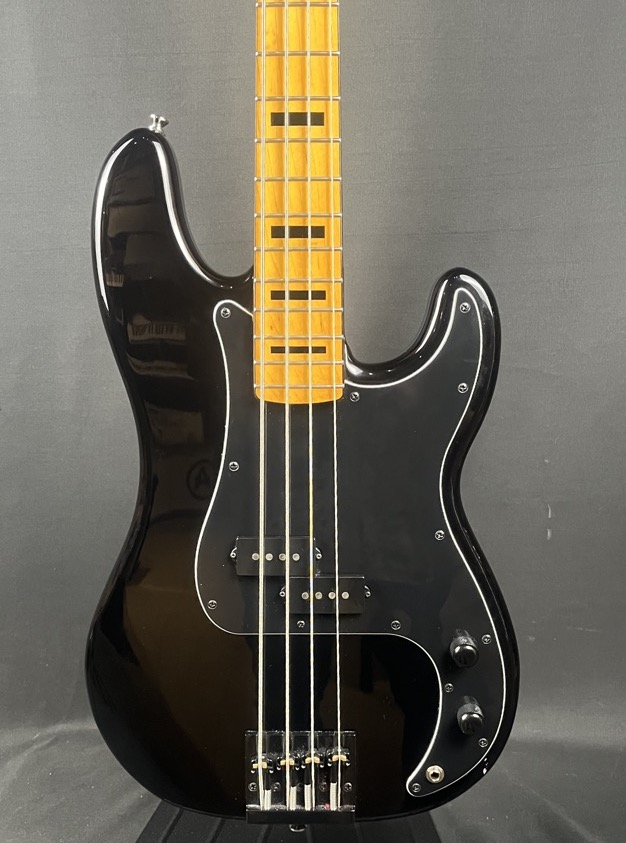 Squier USED Squier Classic Vibe 70's P-Bass Black - CONSIGNMENT - Used