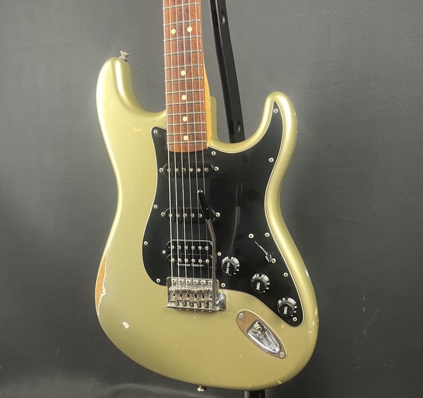 Fender USED Fender 2010 Inca Silver Road Worn HSS Strat w/Gigbag - CONSIGNMENT - Used