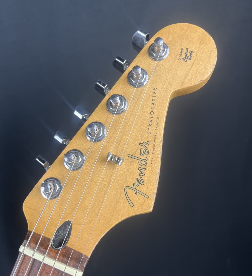 Fender USED Fender 2010 Inca Silver Road Worn HSS Strat w/Gigbag - CONSIGNMENT - Used