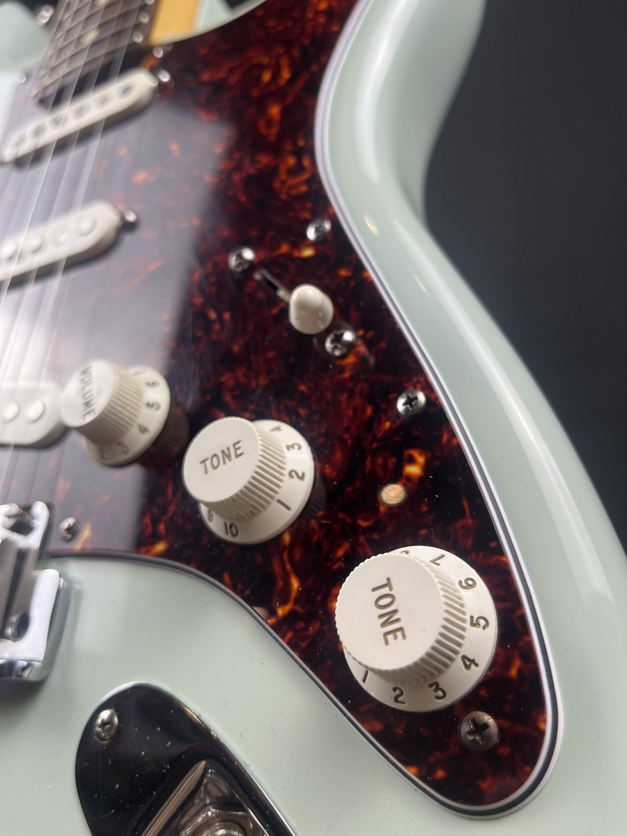 Fender USED Fender 2002 American Stratocaster w/Hardshell Case - CONSIGNMENT - Used