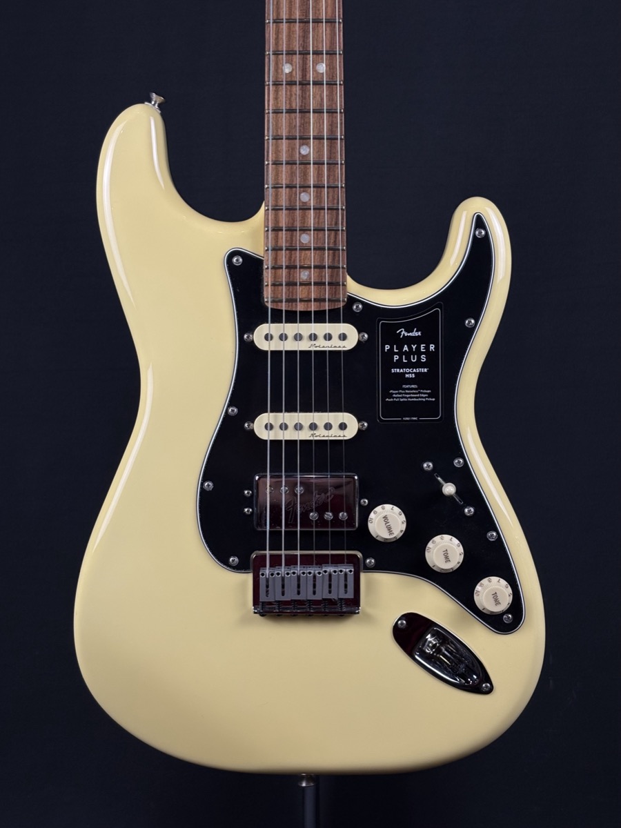 Fender USED Fender Player Plus HSS Hardtail Limited Strat In Buttercream - Used