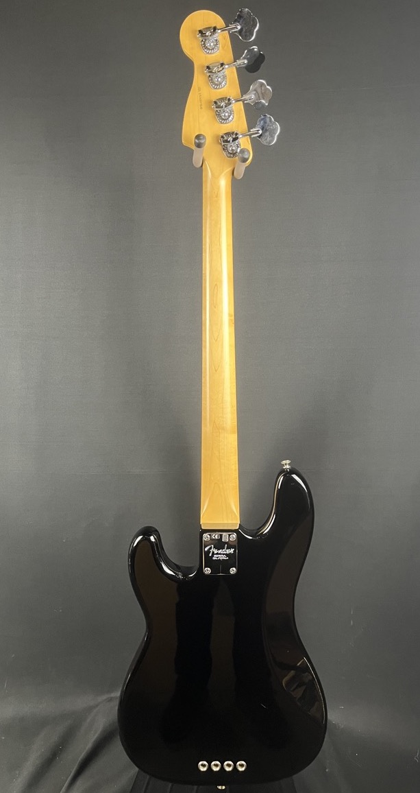 Fender USED Fender 2016 American Standard P-Bass Black w/case - CONSIGNMENT - Used