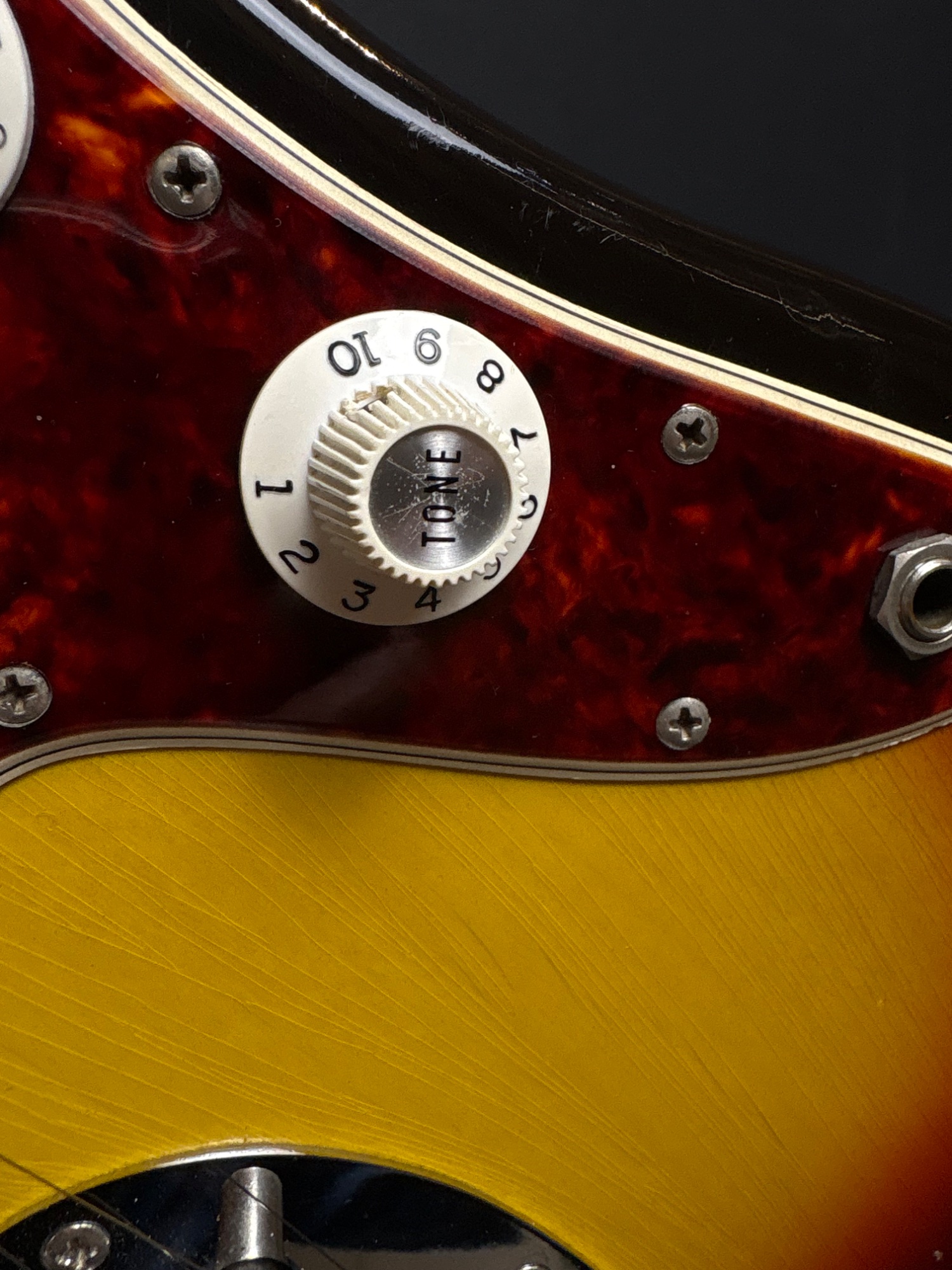 Fender USED 1966 Fender Jazzmaster, 3 Tone Sunburst, OHSC - CONSIGNMENT - Used