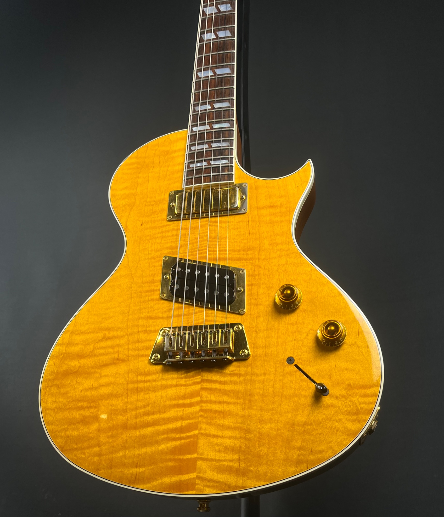 Gibson USED Gibson 1998 Nighthawk ST-2 Standard w/OHSC - CONSIGNMENT - Used